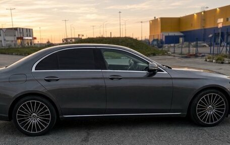Mercedes-Benz E-Класс, 2017 год, 3 050 000 рублей, 5 фотография