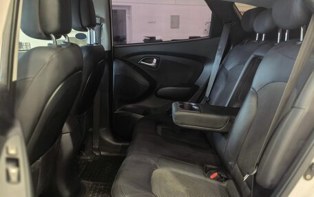 Hyundai ix35 I рестайлинг, 2011 год, 1 299 000 рублей, 16 фотография