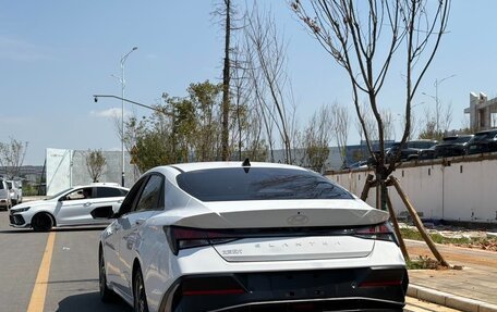 Hyundai Elantra, 2023 год, 1 150 000 рублей, 6 фотография