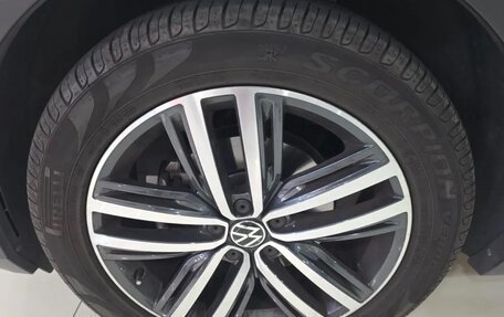 Volkswagen Tiguan II, 2022 год, 2 930 000 рублей, 11 фотография