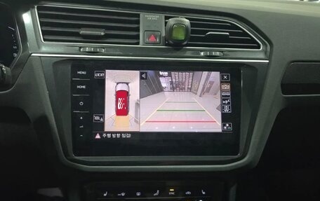 Volkswagen Tiguan II, 2022 год, 2 930 000 рублей, 13 фотография