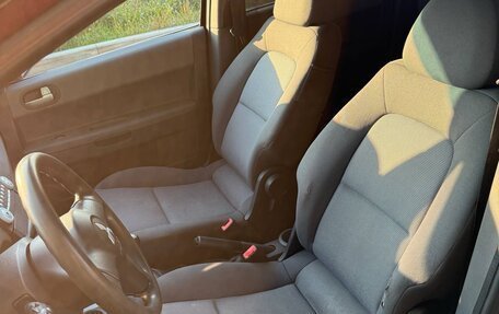 Mitsubishi Colt VI рестайлинг, 2005 год, 250 000 рублей, 11 фотография