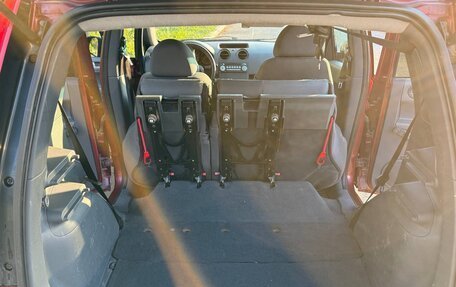 Mitsubishi Colt VI рестайлинг, 2005 год, 250 000 рублей, 14 фотография