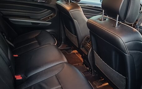 Mercedes-Benz M-Класс, 2011 год, 1 750 000 рублей, 7 фотография