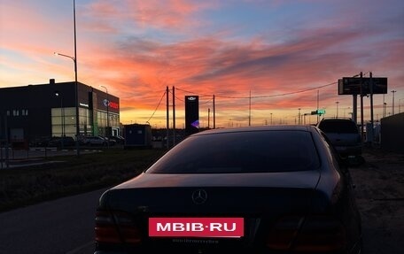Mercedes-Benz CLK-Класс, 1998 год, 350 000 рублей, 4 фотография