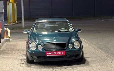 Mercedes-Benz CLK-Класс, 1998 год, 350 000 рублей, 2 фотография