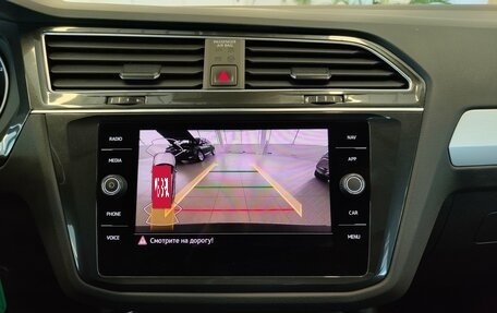Volkswagen Tiguan II, 2021 год, 2 950 000 рублей, 11 фотография