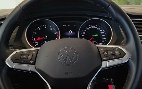 Volkswagen Tiguan II, 2021 год, 2 950 000 рублей, 15 фотография