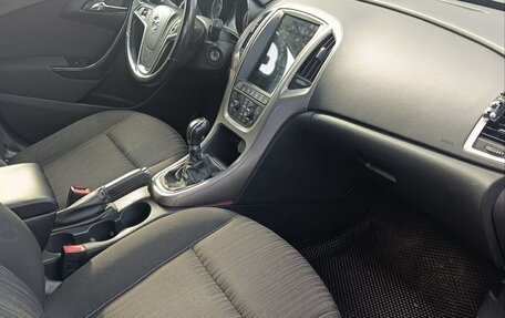 Opel Astra J, 2012 год, 700 000 рублей, 2 фотография