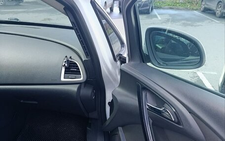 Opel Astra J, 2012 год, 700 000 рублей, 9 фотография