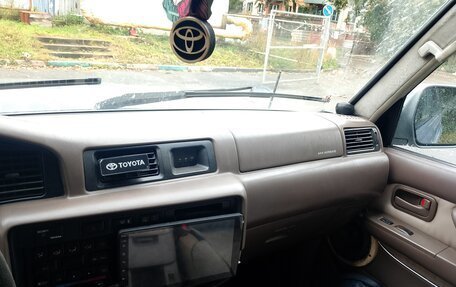 Toyota Land Cruiser 80 рестайлинг, 1995 год, 1 650 000 рублей, 7 фотография