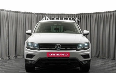 Volkswagen Tiguan II, 2018 год, 2 420 000 рублей, 3 фотография