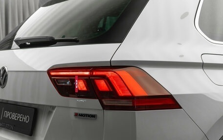 Volkswagen Tiguan II, 2018 год, 2 420 000 рублей, 26 фотография