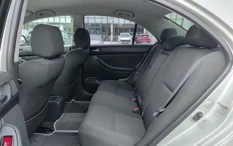 Toyota Avensis III рестайлинг, 2008 год, 750 000 рублей, 15 фотография