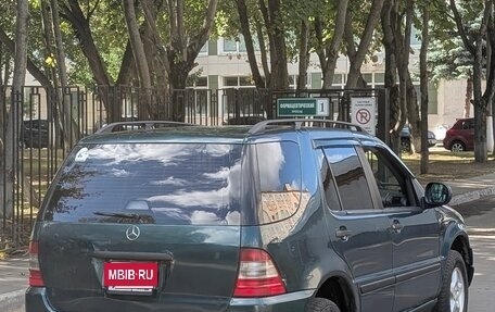 Mercedes-Benz M-Класс, 1998 год, 269 000 рублей, 3 фотография