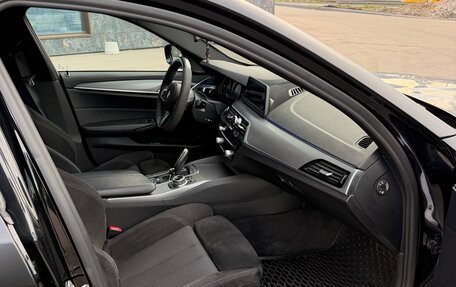 BMW 5 серия, 2017 год, 2 990 000 рублей, 9 фотография