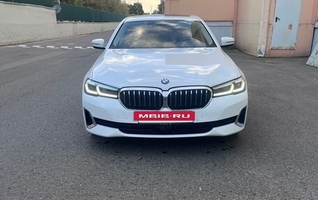 BMW 5 серия, 2021 год, 4 150 000 рублей, 3 фотография