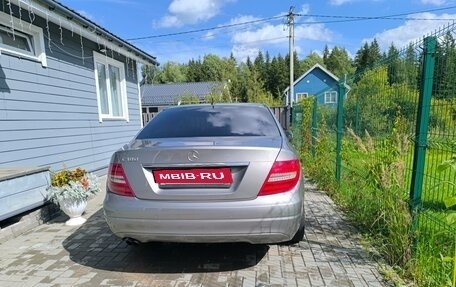 Mercedes-Benz C-Класс, 2011 год, 1 300 000 рублей, 5 фотография