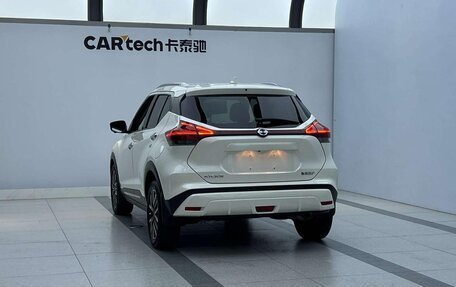 Nissan Kicks I, 2022 год, 1 045 000 рублей, 6 фотография