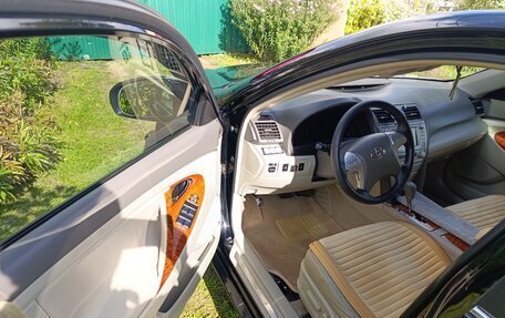 Toyota Camry, 2009 год, 1 300 000 рублей, 10 фотография