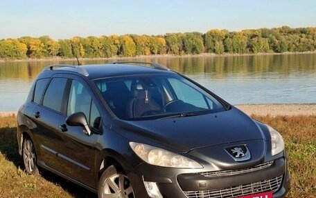 Peugeot 308 II, 2011 год, 399 999 рублей, 2 фотография