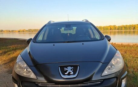 Peugeot 308 II, 2011 год, 399 999 рублей, 3 фотография