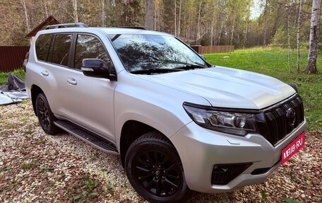 Toyota Land Cruiser Prado 150 рестайлинг 2, 2021 год, 6 700 000 рублей, 1 фотография