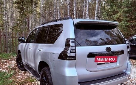 Toyota Land Cruiser Prado 150 рестайлинг 2, 2021 год, 6 700 000 рублей, 3 фотография