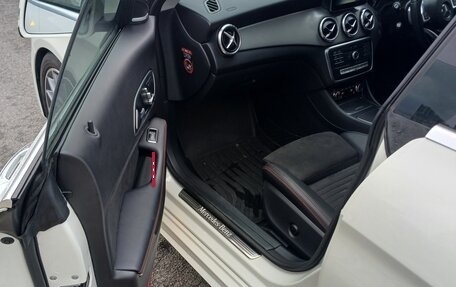 Mercedes-Benz CLA, 2017 год, 2 190 000 рублей, 17 фотография