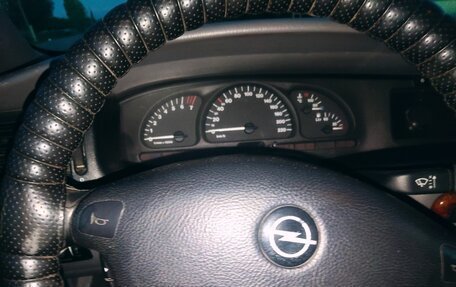 Opel Vectra B рестайлинг, 1995 год, 80 000 рублей, 6 фотография