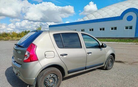 Renault Sandero I, 2010 год, 390 000 рублей, 4 фотография