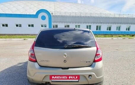 Renault Sandero I, 2010 год, 390 000 рублей, 2 фотография