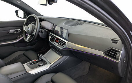 BMW 3 серия, 2022 год, 3 795 000 рублей, 11 фотография