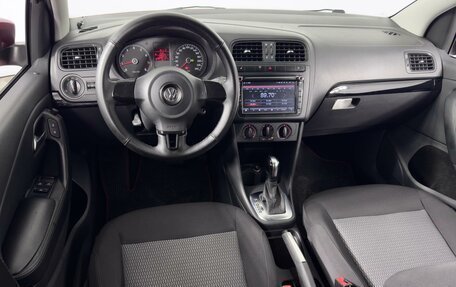Volkswagen Polo VI (EU Market), 2013 год, 875 200 рублей, 6 фотография