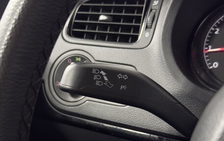 Volkswagen Polo VI (EU Market), 2013 год, 875 200 рублей, 13 фотография