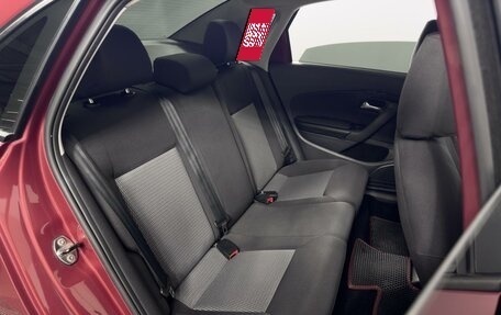 Volkswagen Polo VI (EU Market), 2013 год, 875 200 рублей, 7 фотография