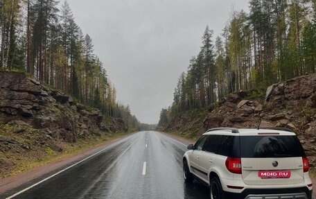 Skoda Yeti I рестайлинг, 2015 год, 1 600 000 рублей, 1 фотография