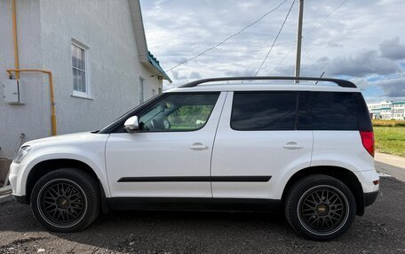 Skoda Yeti I рестайлинг, 2015 год, 1 600 000 рублей, 3 фотография