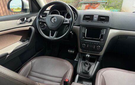 Skoda Yeti I рестайлинг, 2015 год, 1 600 000 рублей, 9 фотография