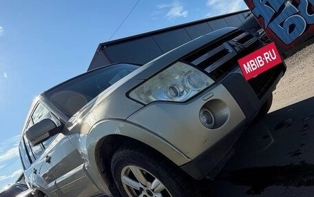 Mitsubishi Pajero IV, 2008 год, 815 000 рублей, 5 фотография