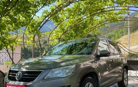 Volkswagen Tiguan I, 2008 год, 760 000 рублей, 1 фотография