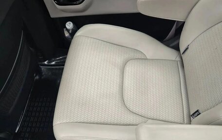 KIA Carnival, 2023 год, 3 380 000 рублей, 18 фотография