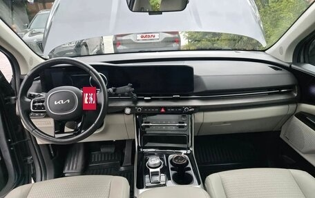 KIA Carnival, 2023 год, 3 380 000 рублей, 7 фотография