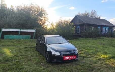 Chevrolet Cruze II, 2012 год, 450 000 рублей, 3 фотография