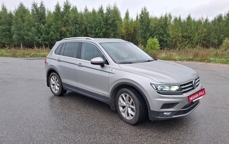 Volkswagen Tiguan II, 2017 год, 2 450 000 рублей, 3 фотография