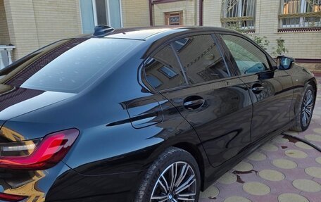BMW 3 серия, 2020 год, 3 500 000 рублей, 4 фотография