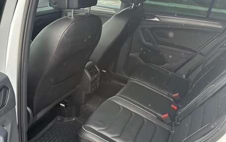 Volkswagen Tiguan II, 2021 год, 4 300 000 рублей, 12 фотография