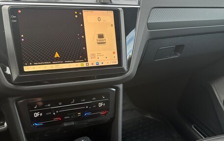 Volkswagen Tiguan II, 2021 год, 4 300 000 рублей, 13 фотография