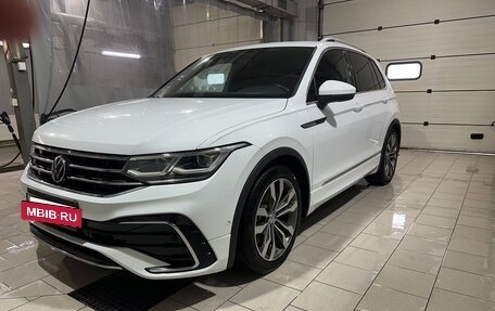 Volkswagen Tiguan II, 2021 год, 4 300 000 рублей, 25 фотография