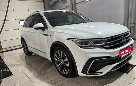 Volkswagen Tiguan II, 2021 год, 4 300 000 рублей, 22 фотография